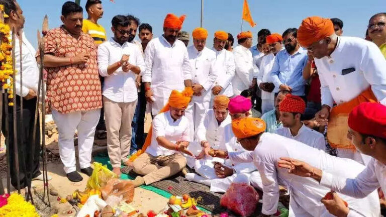Foundation stone laid for reconstruction of chhatri