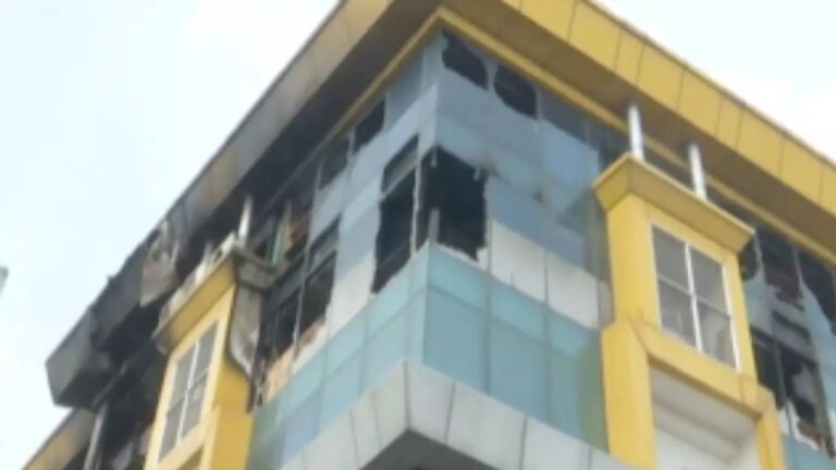 Fire breaks out at Jaipur’s Royal World shopping complex