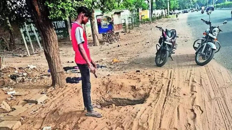 SUV runs over woman, daughter, 10-year-old boy in Jaipur, killing all