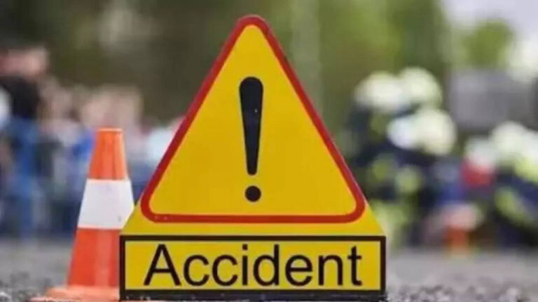 5 dead, 1 injured after car overturns after tyre burst in Rajasthan’s Sirohi