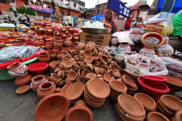 Markets abuzz for a bumper Diwali; bountiful rains drive mood