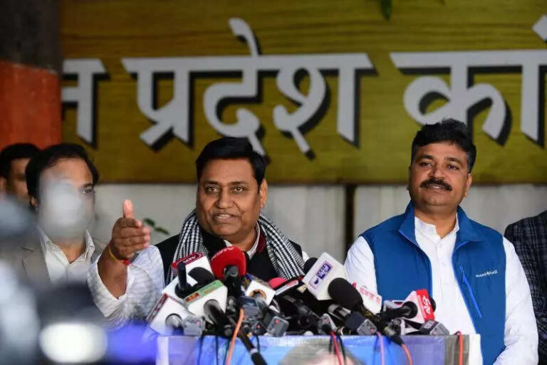 Gehlot terms abolition of districts & divisions ‘anti-people’; Cong plans protests