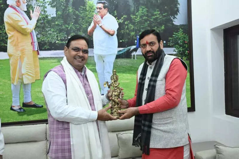 CM reviews Republic Day preparations