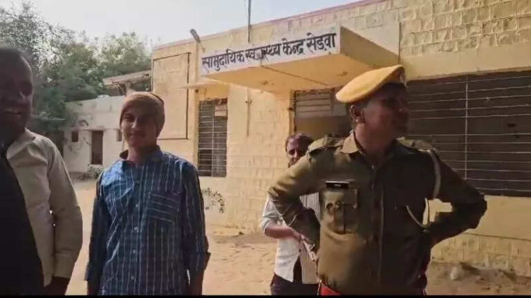 Spurned in love, Pak man sent back from Barmer