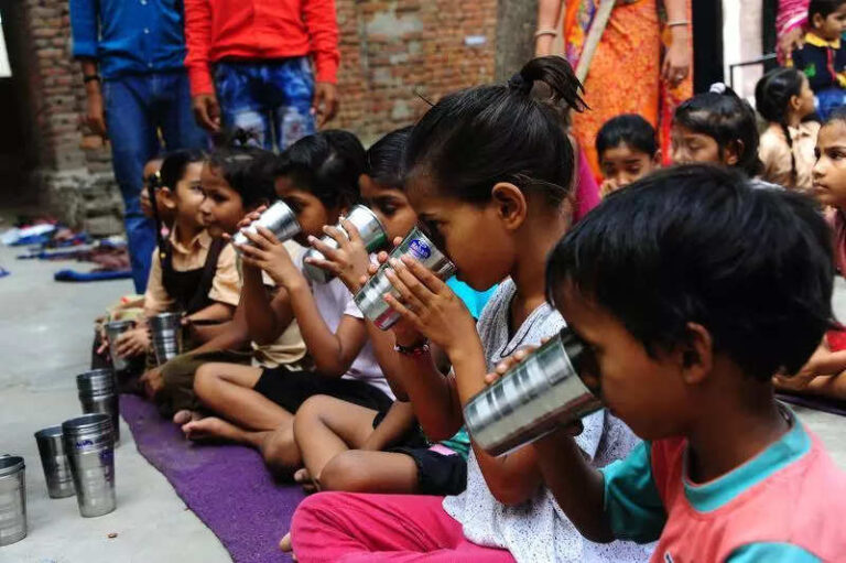 No more crying: 5 days milk for kids aged 3-6 years at Raj anganwadis