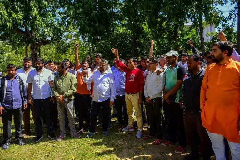 Lawyers beat up taxi driver in Jaipur; FIR filed as protests erupt