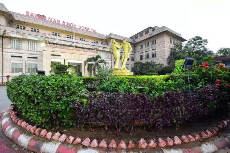 SMS hosp opts for ACs as air cooling duct repairs going on