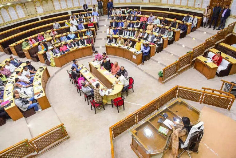 Merger & delimitation may cut Cong to size in civic elections