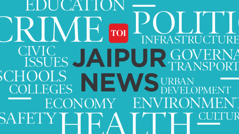 2 killed as car overturns in Churu