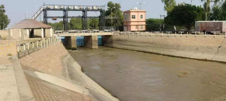 Raj reopens IG canal to supply drinking water to border dists