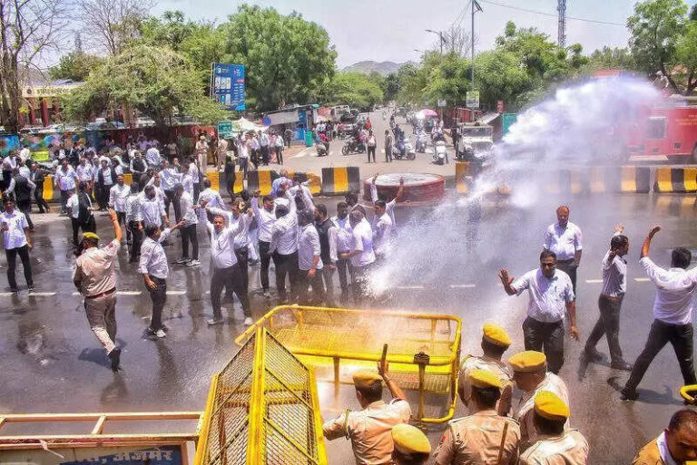 Water cannon used to disperse lawyers