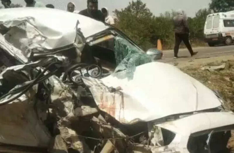 3 killed, 3 hurt as car hits truck on highway in Jaipur