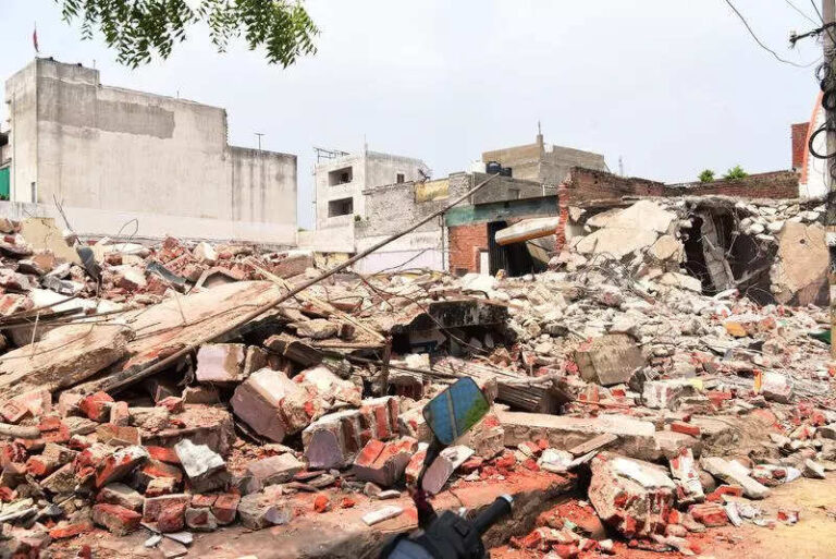 Clear encroachments to widen major city roads: Experts to JDA