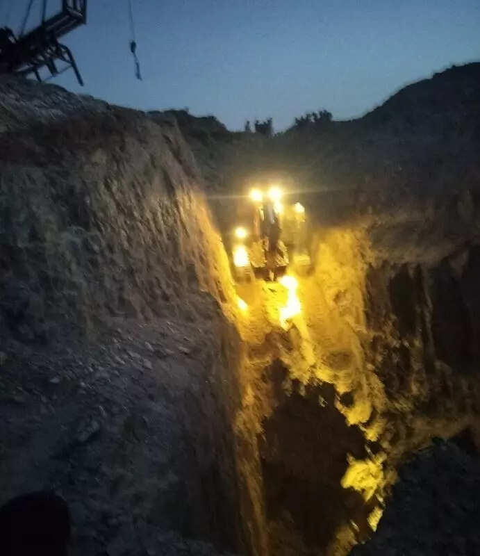 Two workers trapped in Bhilwara quarry collapse, rescue ops underway