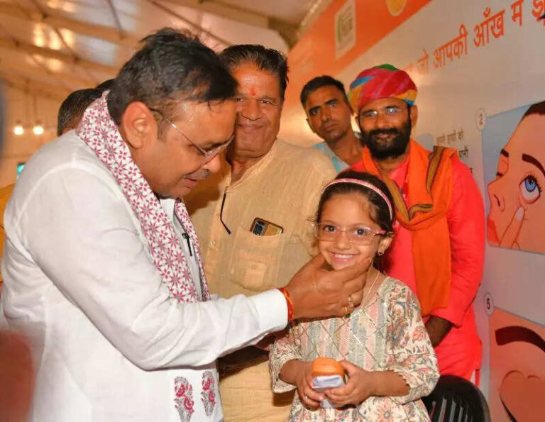 CM slams Cong over appeasement politics