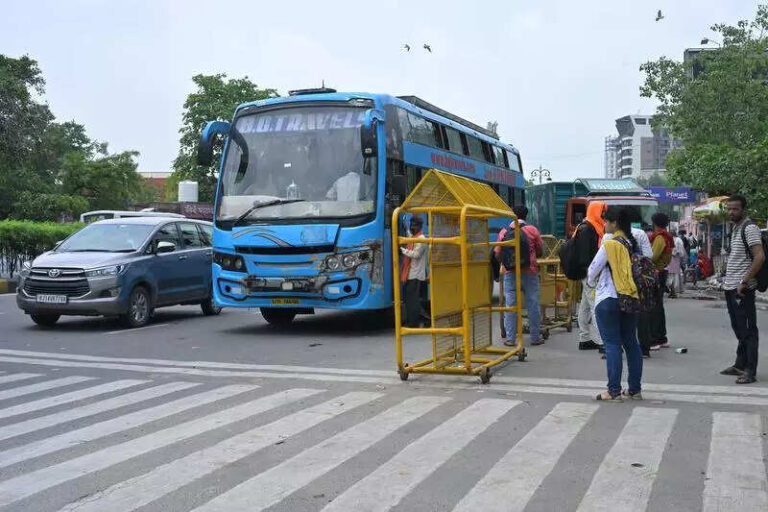 Pvt bus operators push for permit deadline extn