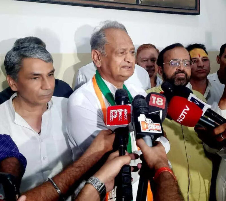 Sand mafia growing unchecked, governance failing under CM: Gehlot