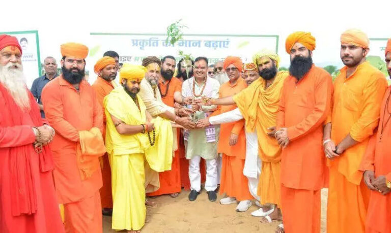 CM launches drive to plant 50cr trees in 5 years